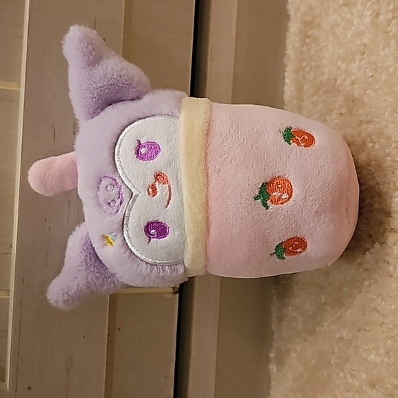 Accessories - Kuromi Plushie Keychain